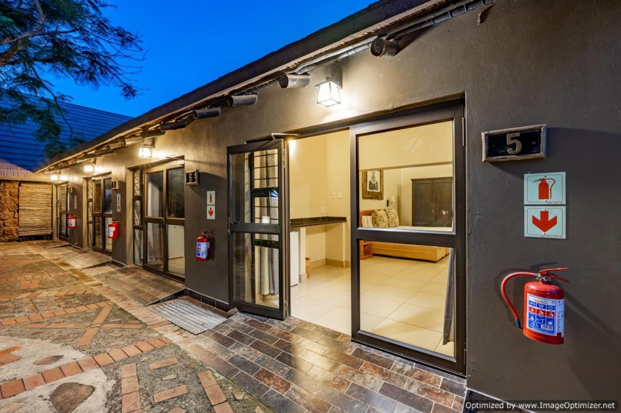 Zulu Nyala Game Lodge 赫卢赫卢韦 外观 照片