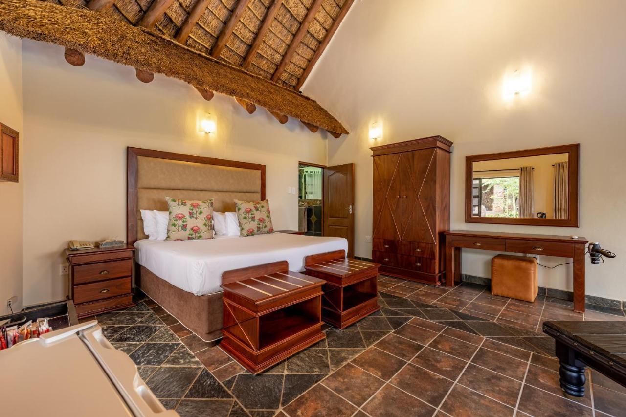 Zulu Nyala Game Lodge 赫卢赫卢韦 外观 照片
