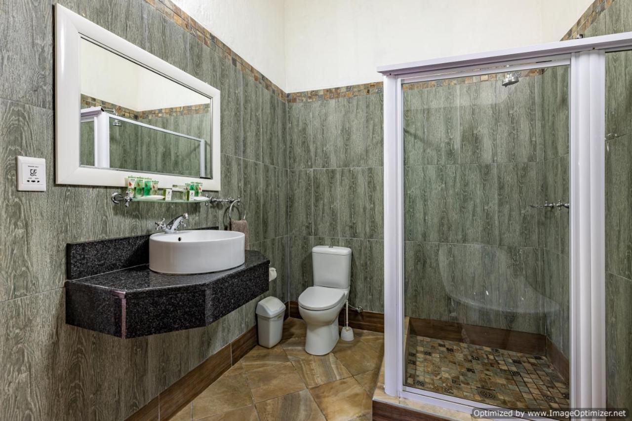 Zulu Nyala Game Lodge 赫卢赫卢韦 外观 照片